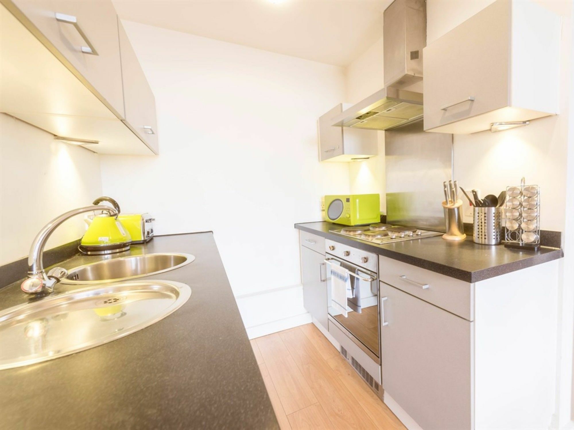 Inspired Apartments Salford  Esterno foto